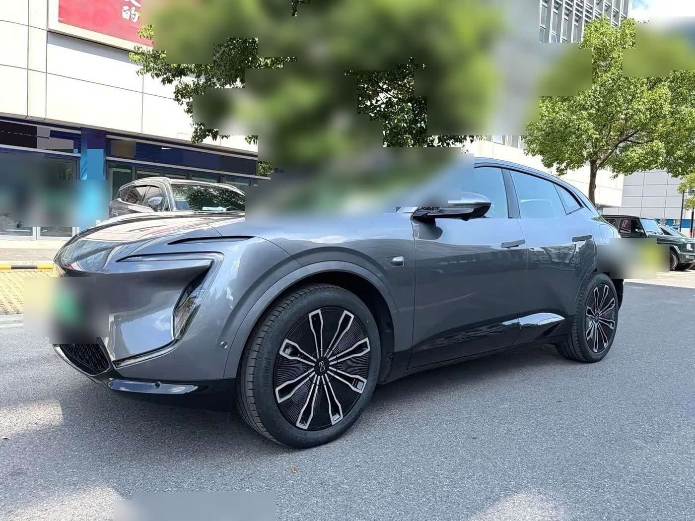 2024 Avatr 07 front exterior