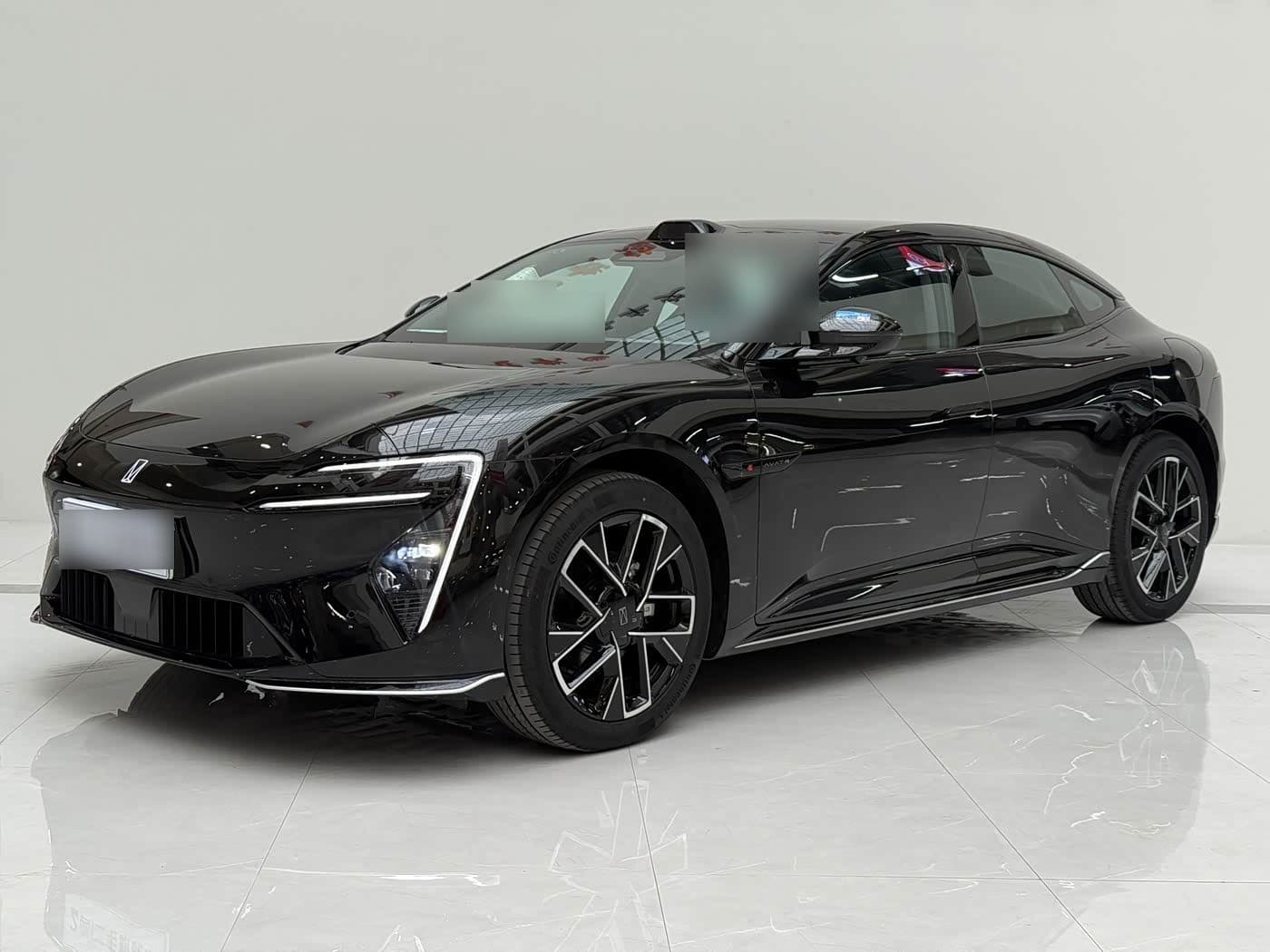 2025 Avatr 06 front exterior