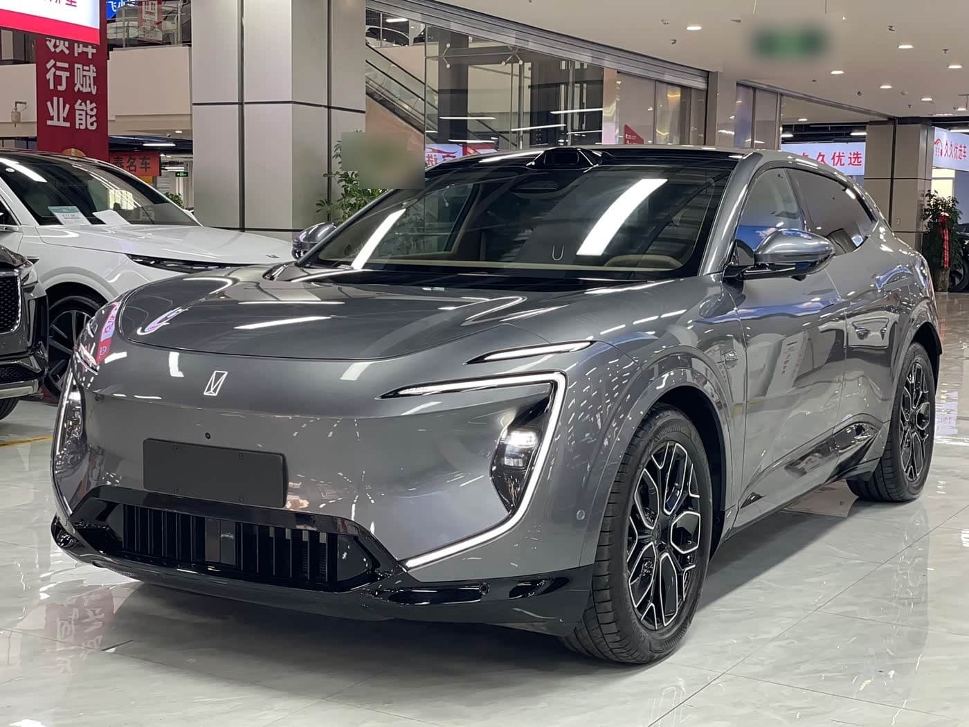 2025 Avatr 07 front exterior