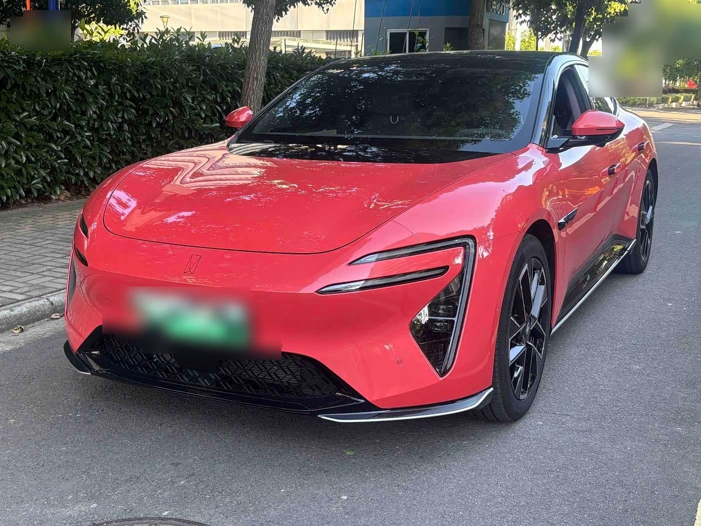 2025 Avatr 06 front exterior