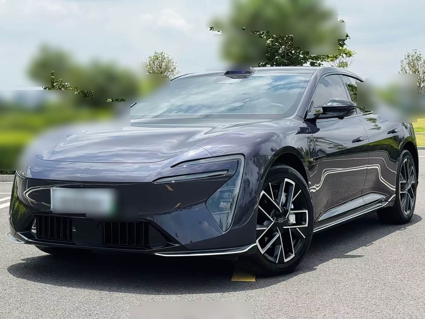 2025 Avatr 06 front exterior