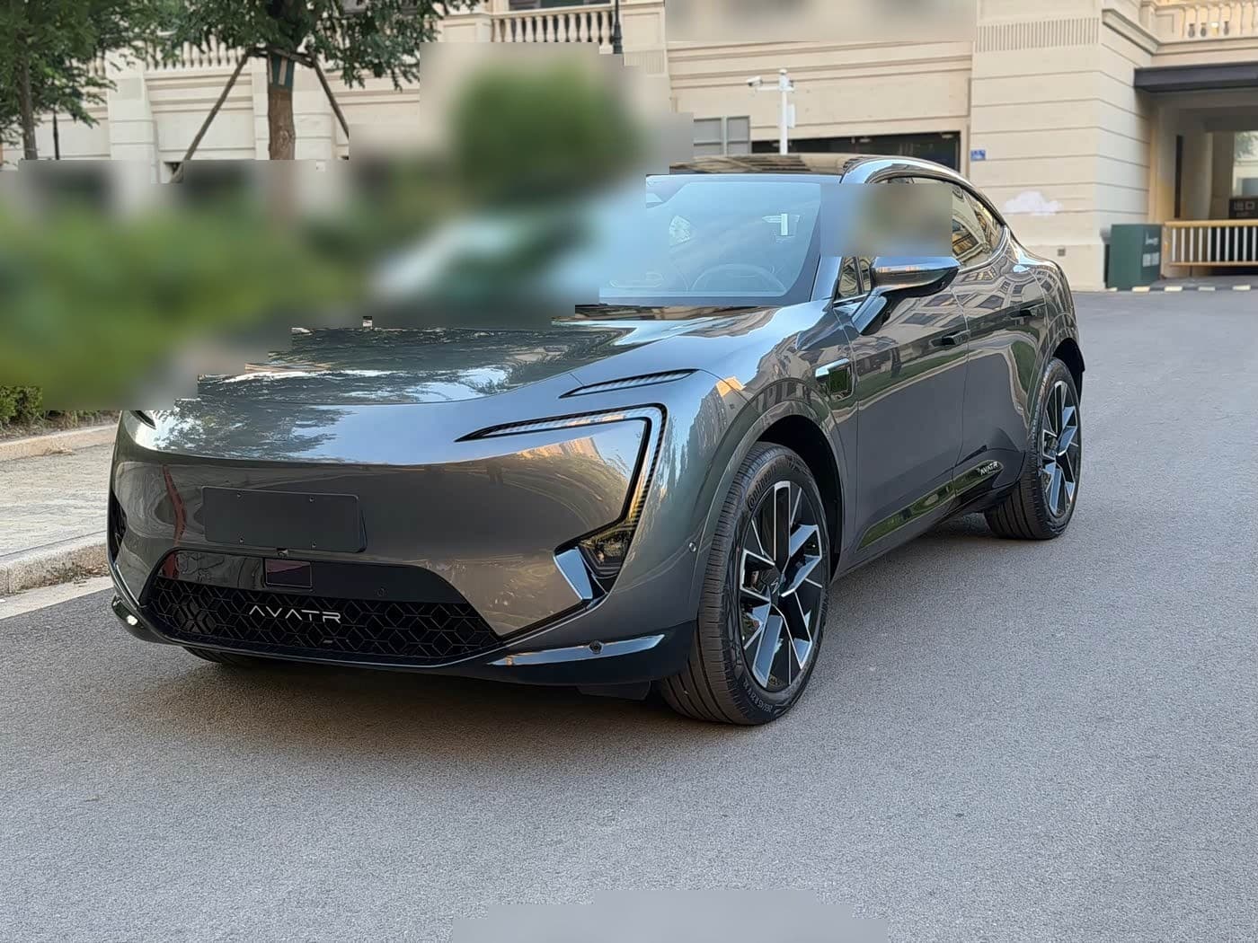 2025 Avatr 11