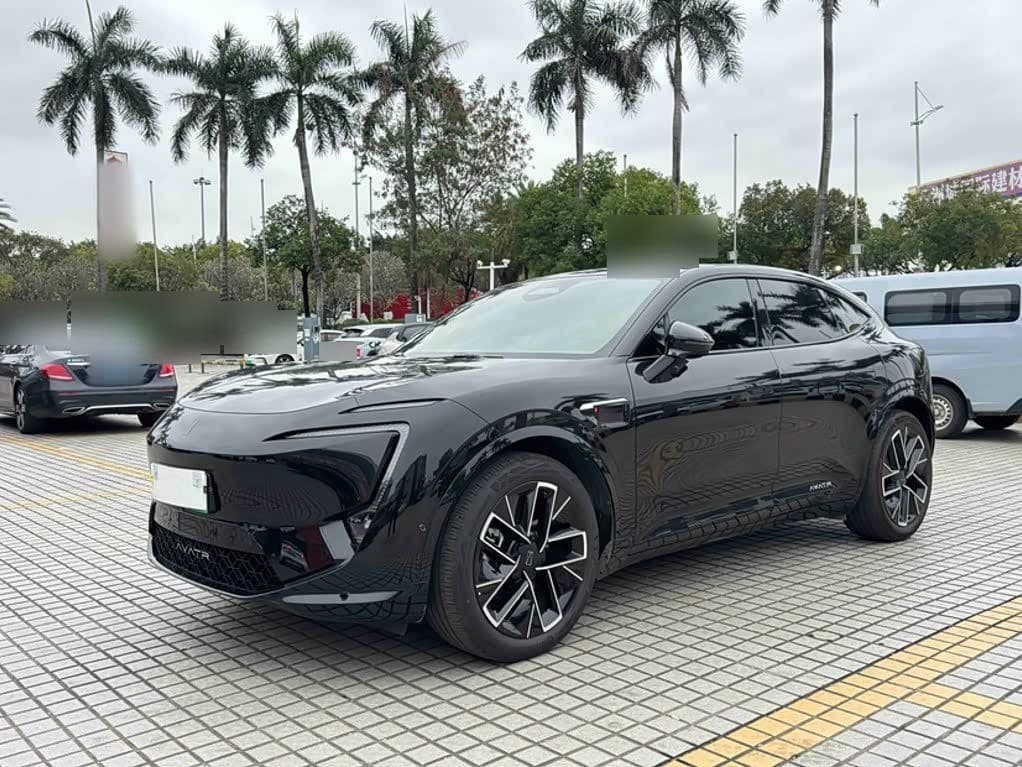 2025 Avatr 11