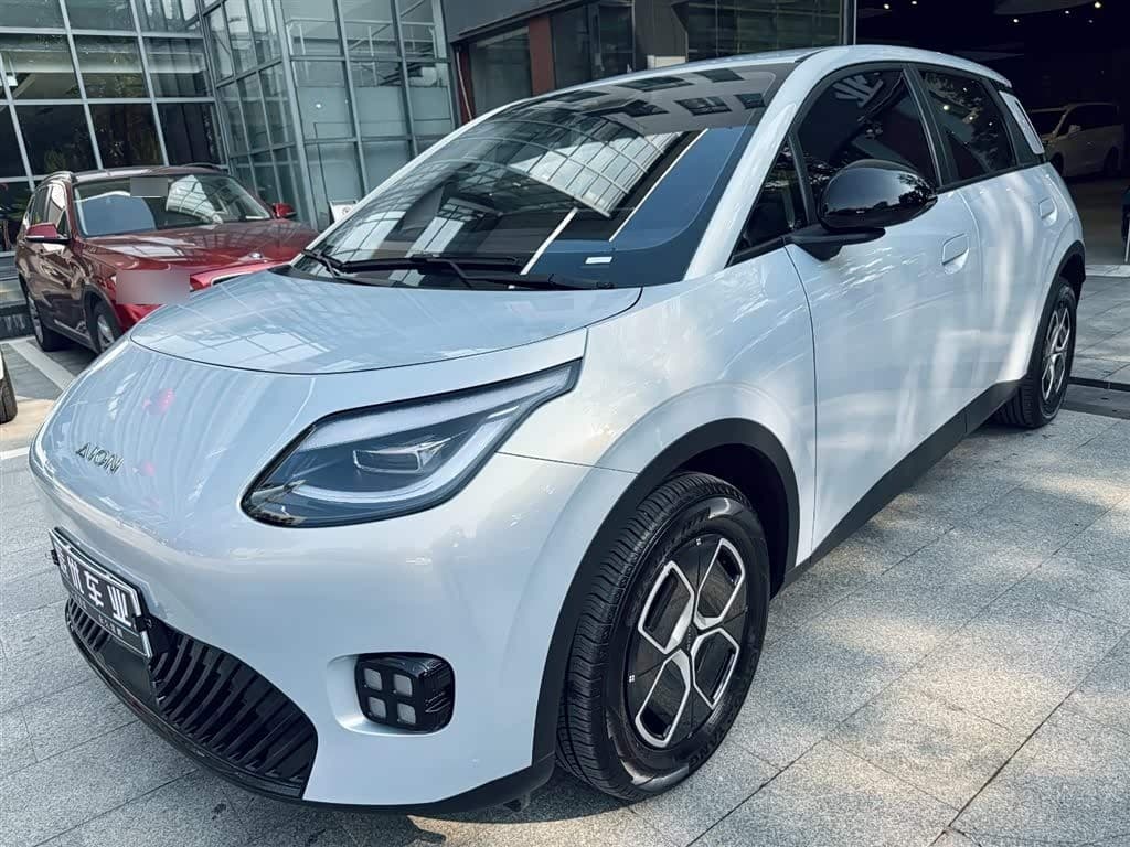 2025 Aion UT front exterior