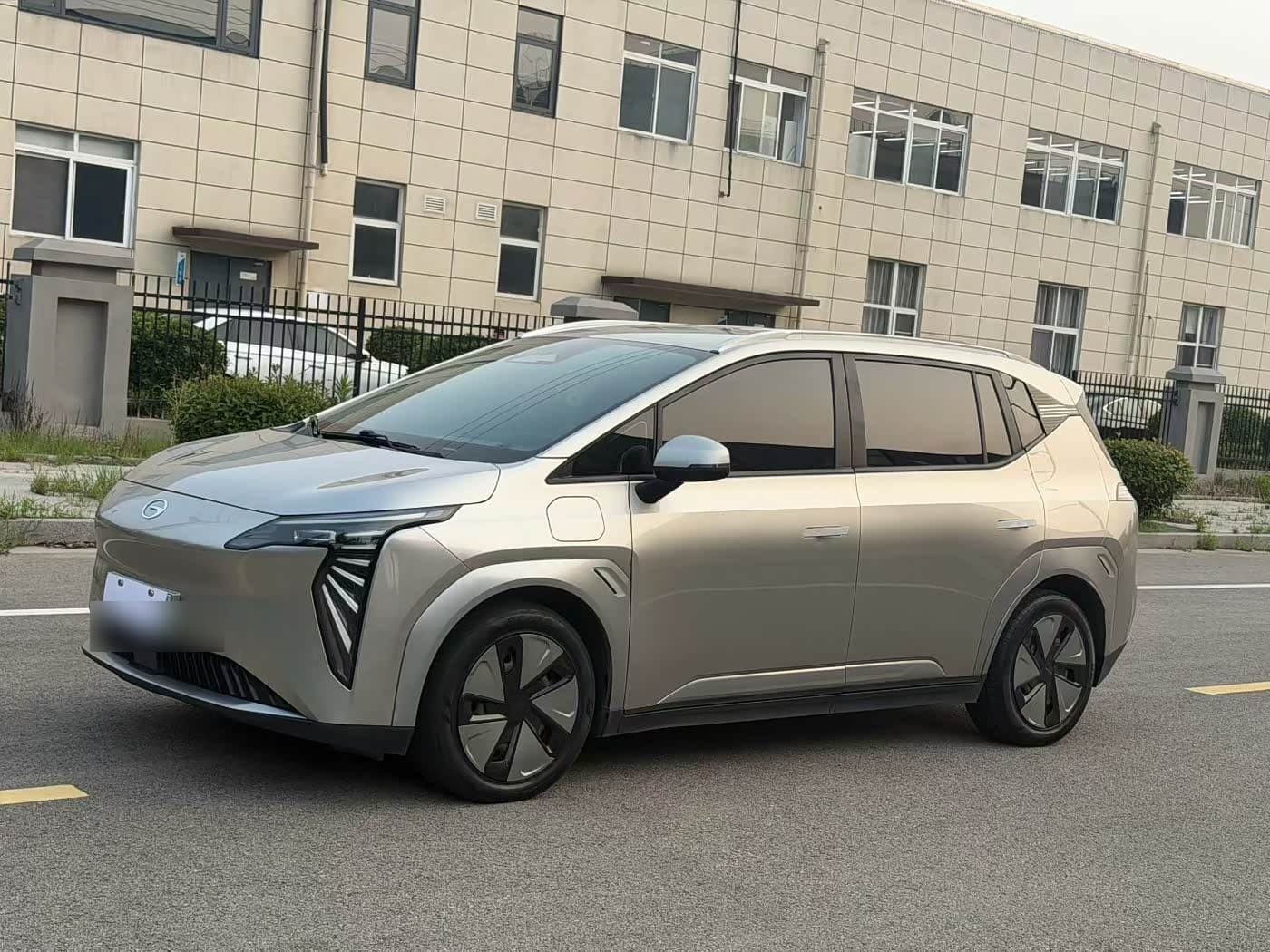 2023 Aion Y front exterior