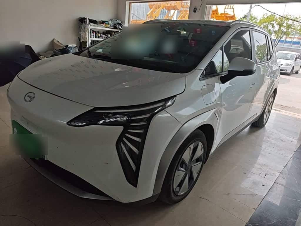 2023 Aion Y front exterior