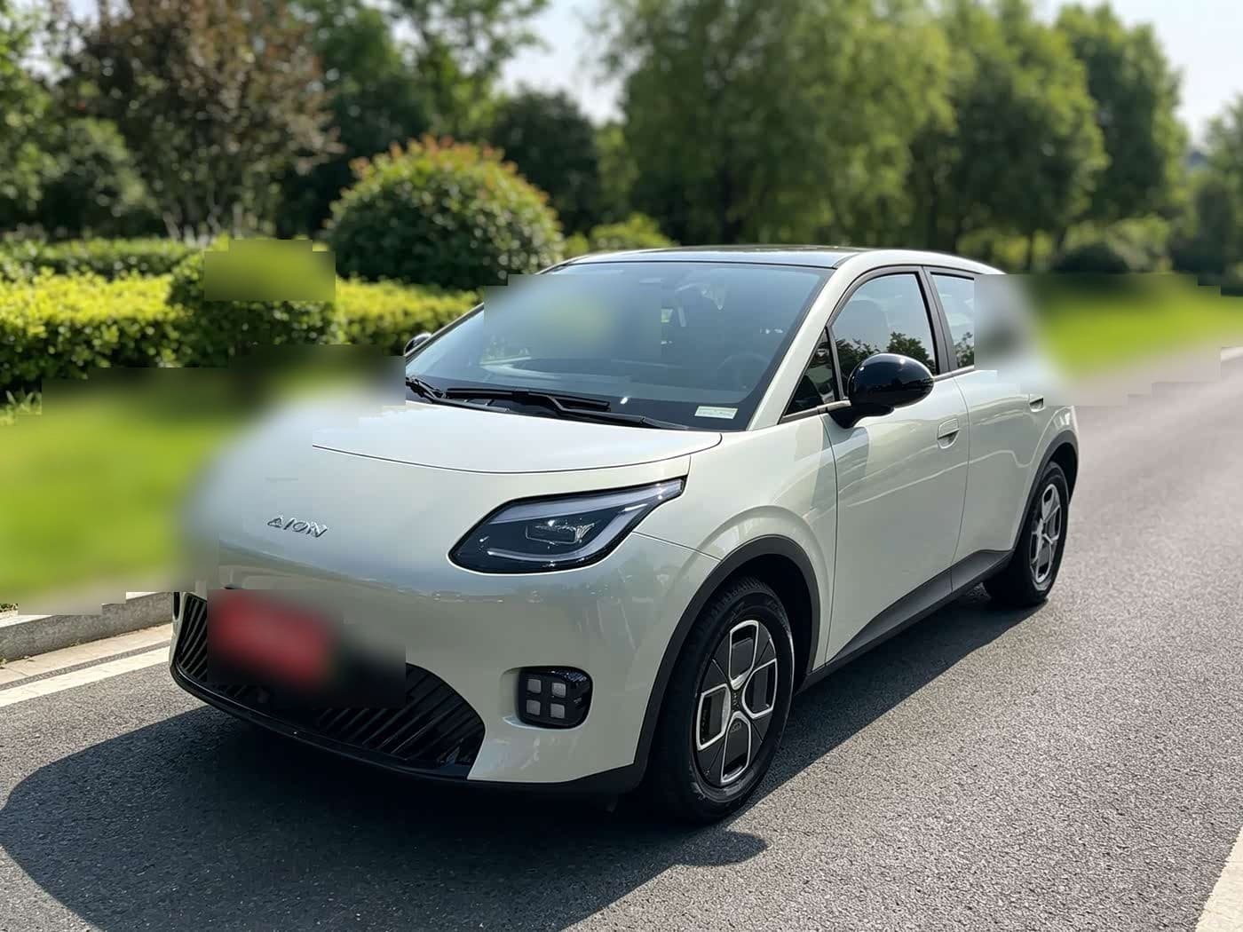 2025 Aion UT front exterior