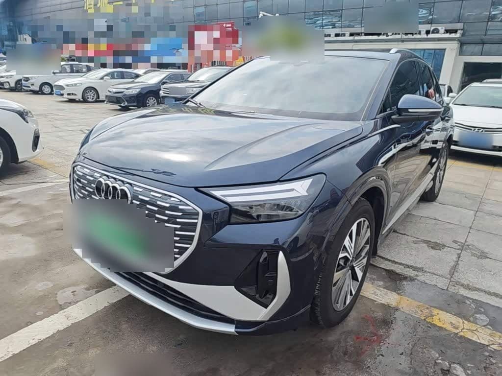 2023 Audi Q4 e-tron front exterior