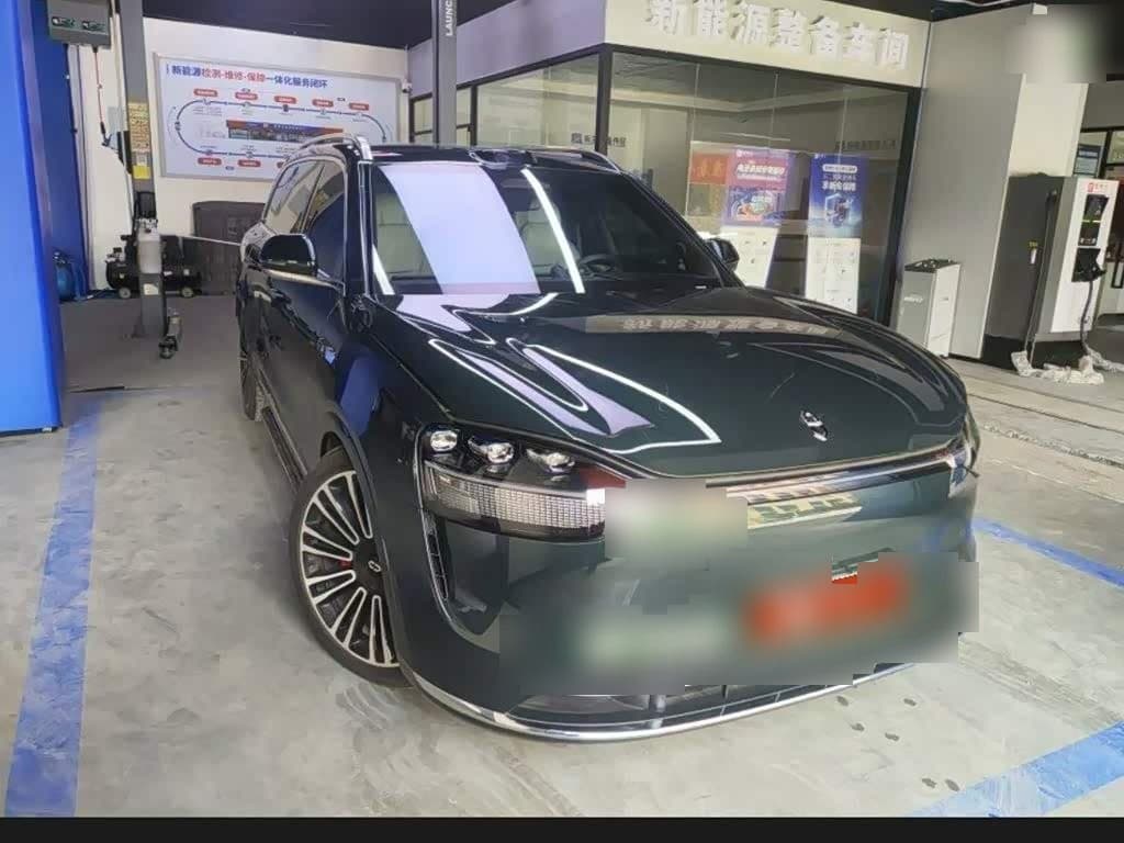 2023 AITO Wenjie AITO M9 front exterior