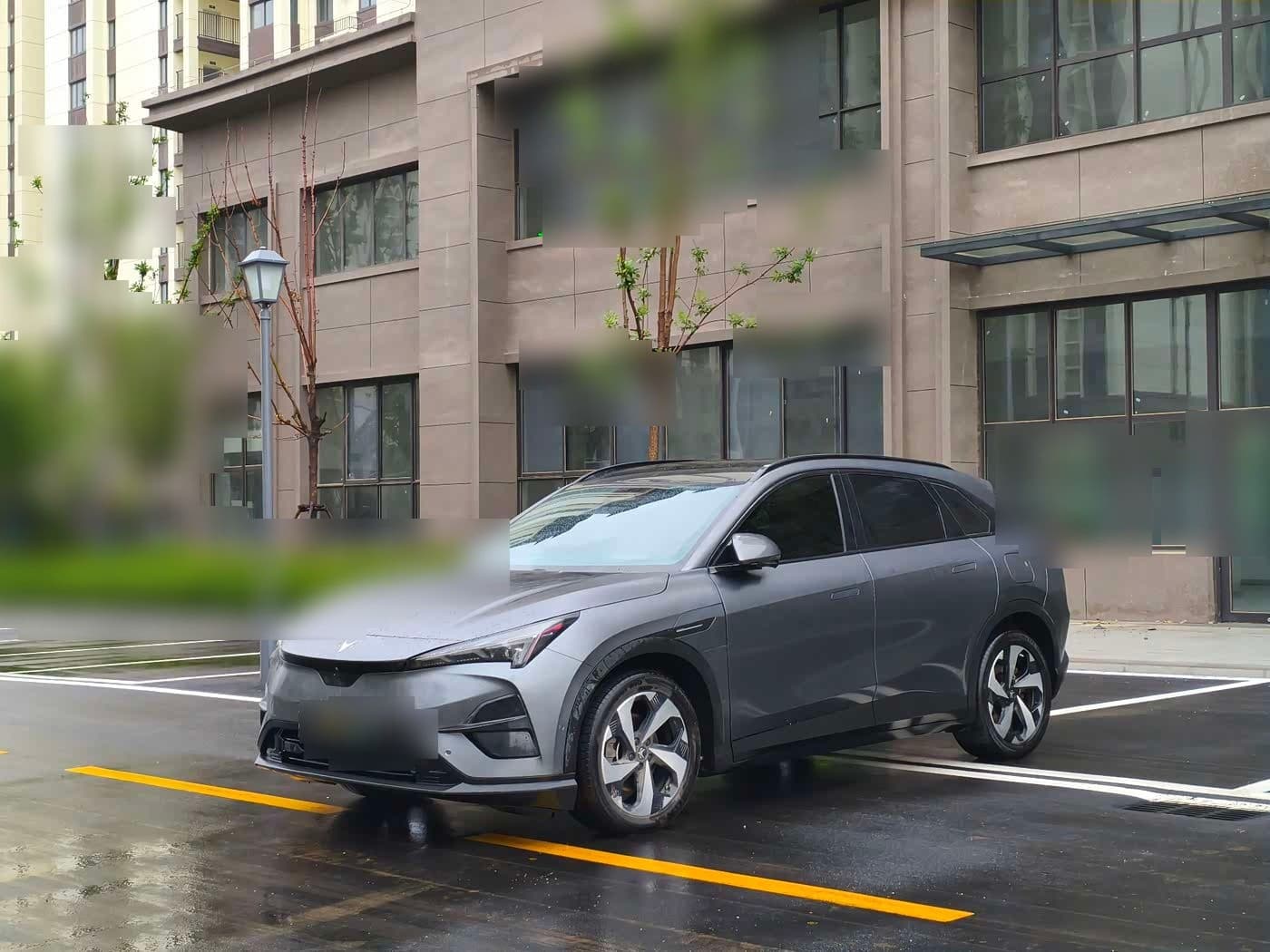 2023 Arcfox Alpha T5 front exterior