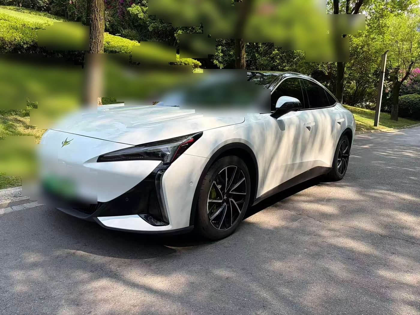 2024 Arcfox Alpha S5 front exterior