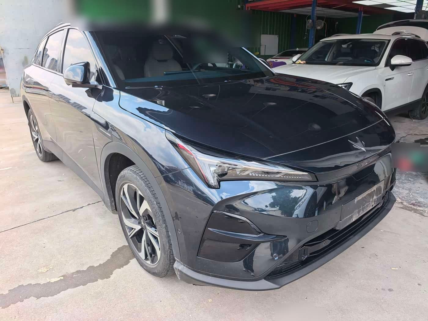 2023 Arcfox Alpha T5 front exterior