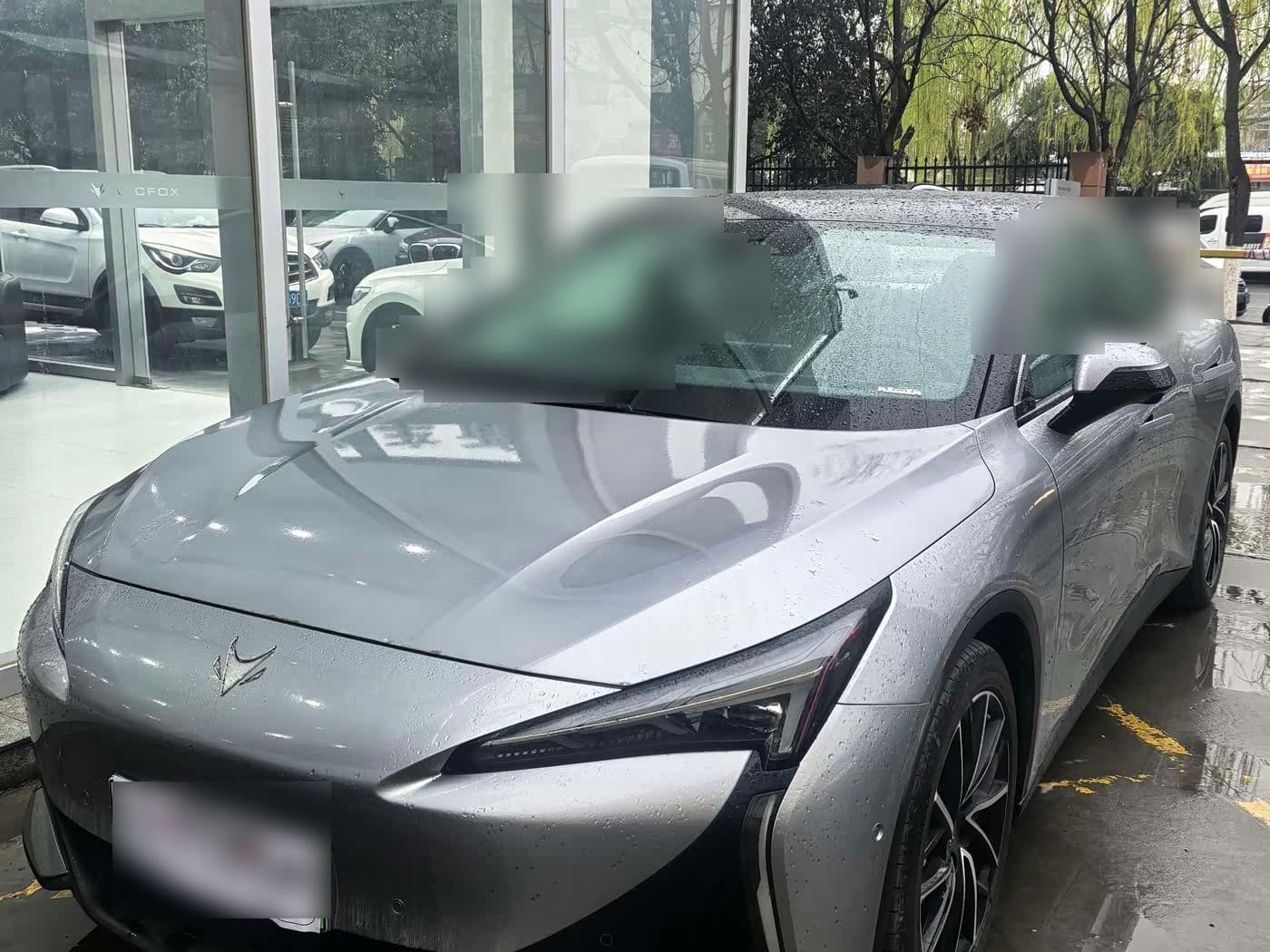 2025 Arcfox Alpha S5 front exterior