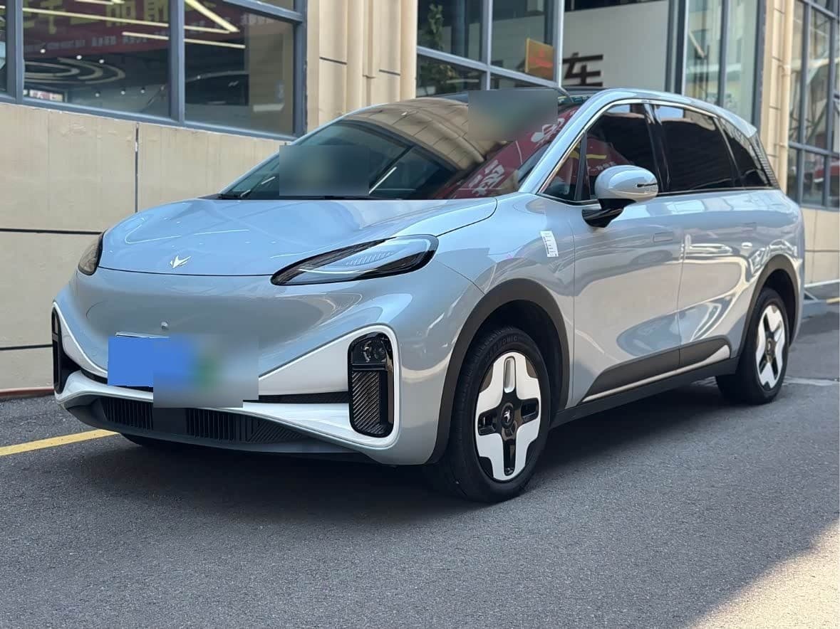 2024 Arcfox Koala S front exterior