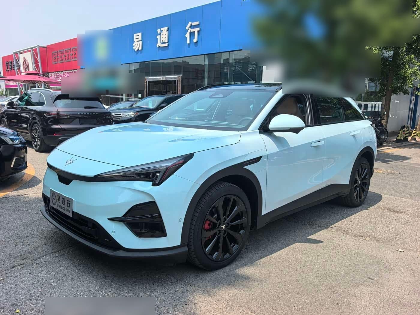 2023 Arcfox Alpha T5 front exterior