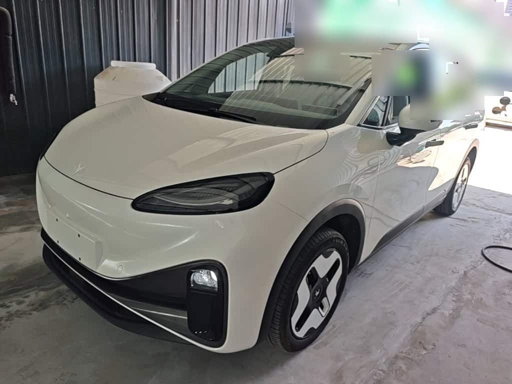 2024 Arcfox Koala S front exterior