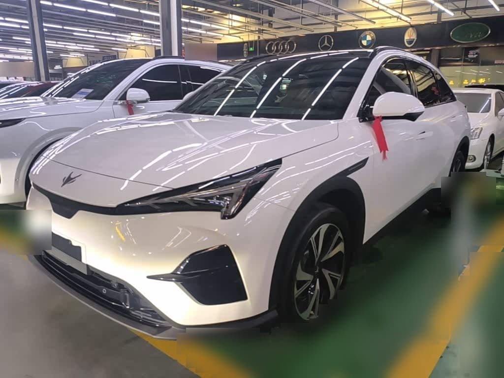 2023 Arcfox Alpha T5 front exterior