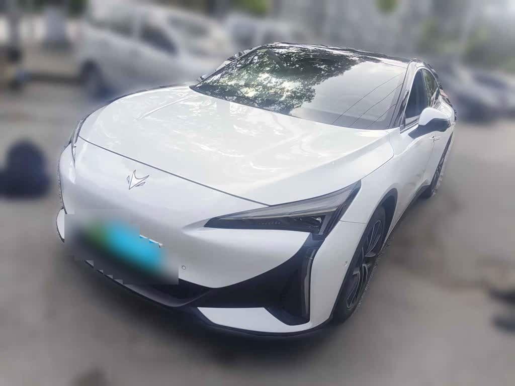 2024 Arcfox Alpha S5 front exterior