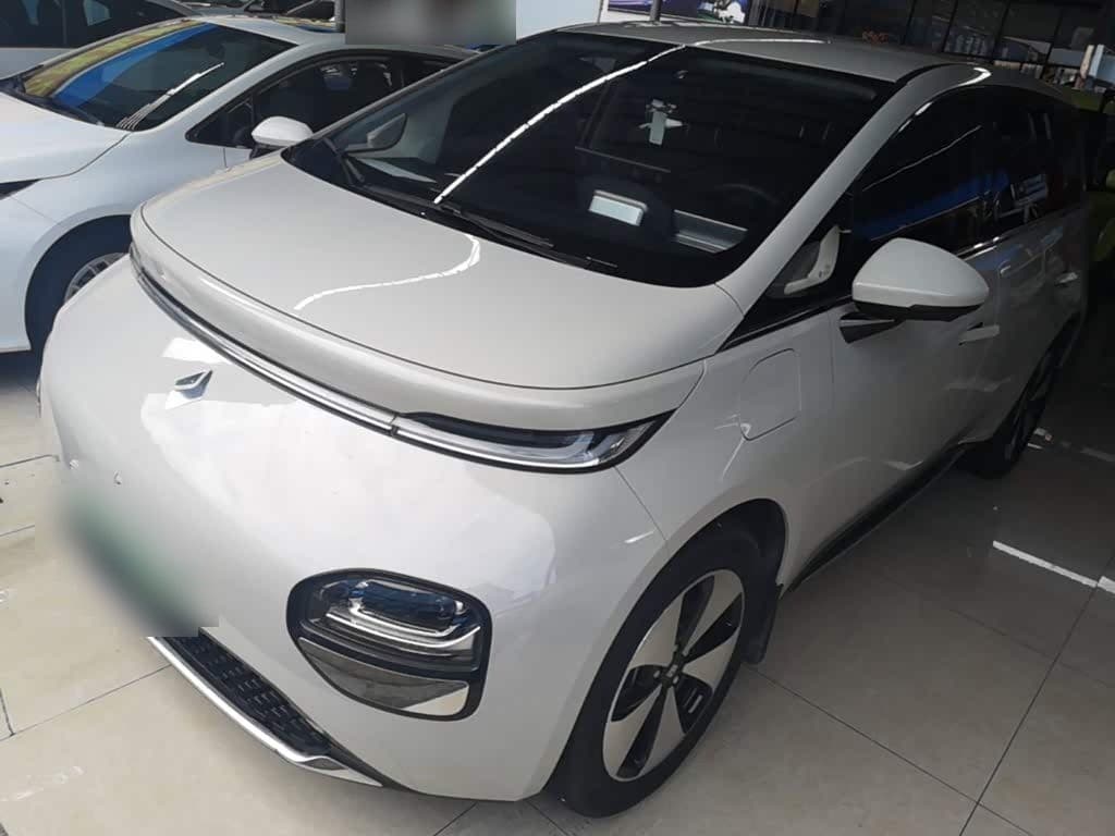 2023 Baojun Cloud front exterior