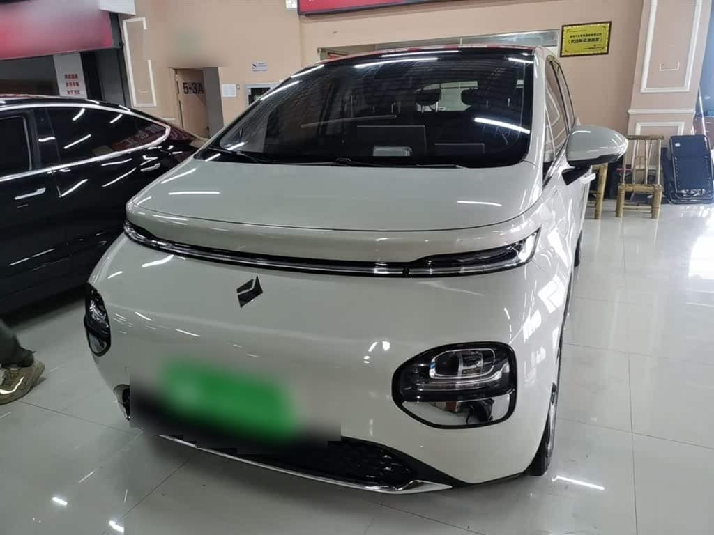 2023 Baojun Cloud front exterior