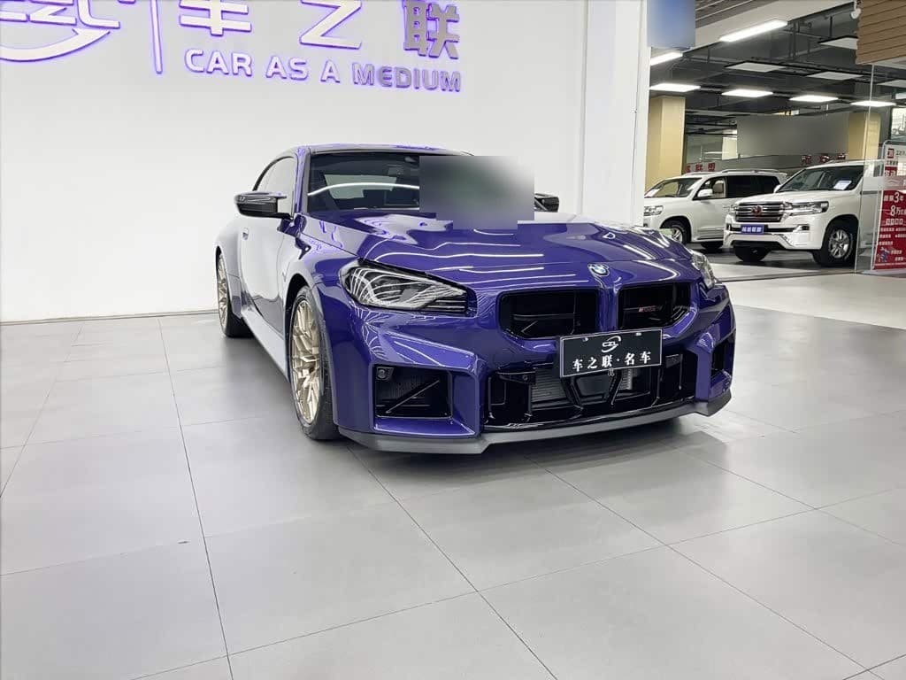 2025 BMW M2 front exterior