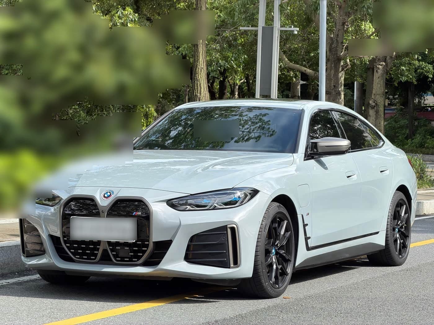 2023 BMW i4 M50