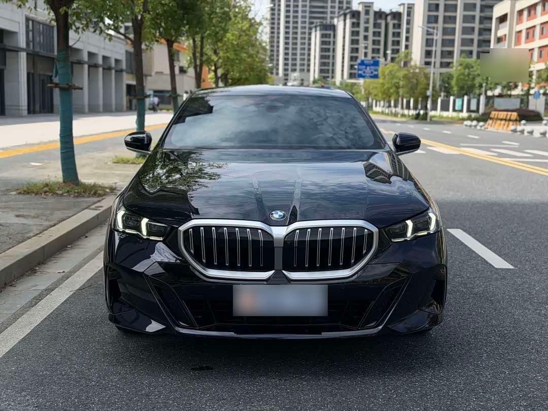 2024 BMW 5 Series front exterior