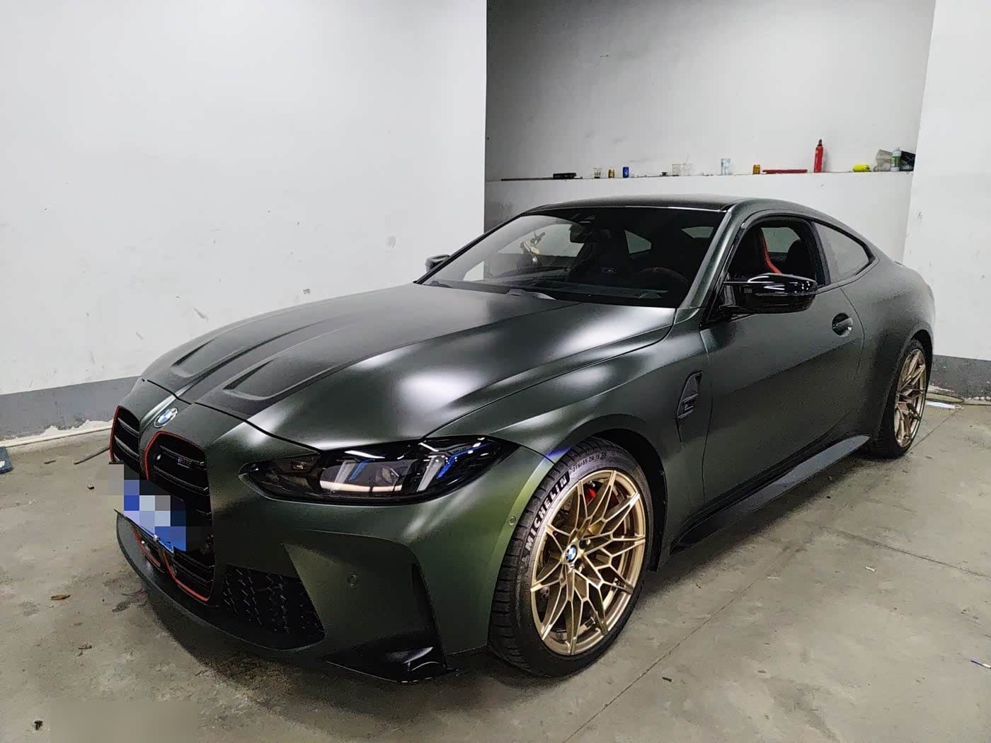 2025 BMW M4 front exterior