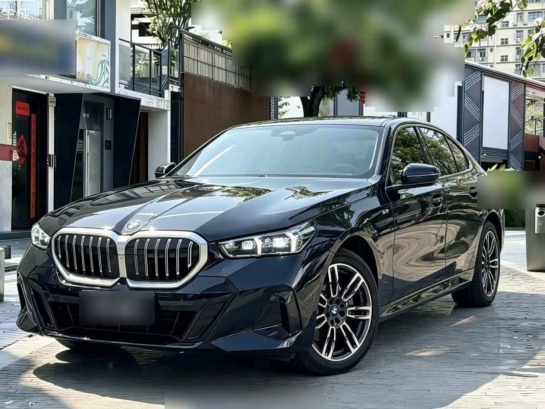 2024 BMW 5 Series front exterior