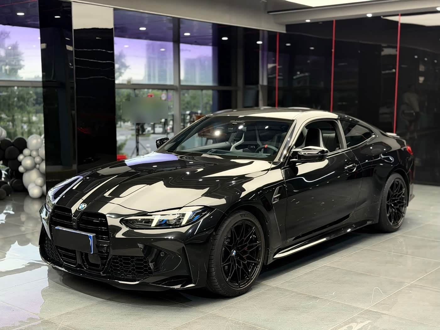 2024 BMW M4 front exterior