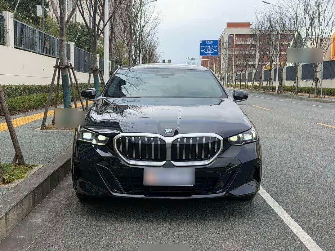 2024 BMW 5 Series front exterior