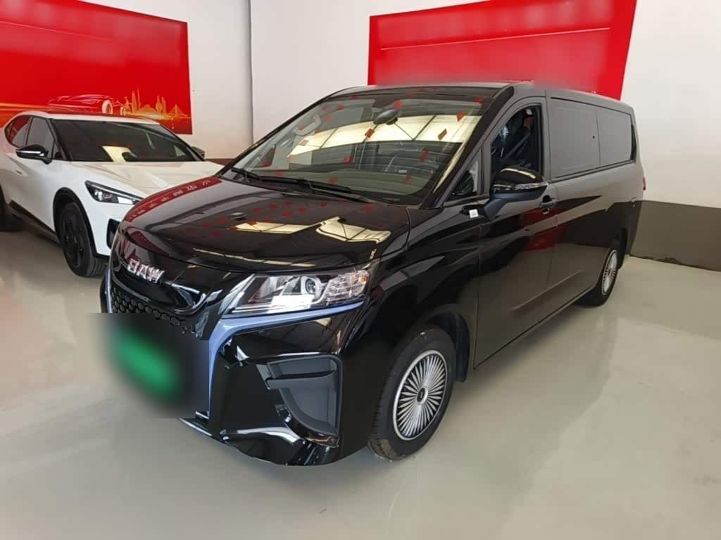 2024 BAW (Beijing Automobile Works) Ruisheng Ace M7 EV front exterior