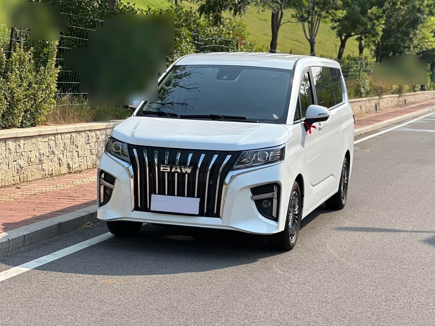 2024 BAW (Beijing Automobile Works) Ruisheng Ace M7 front exterior