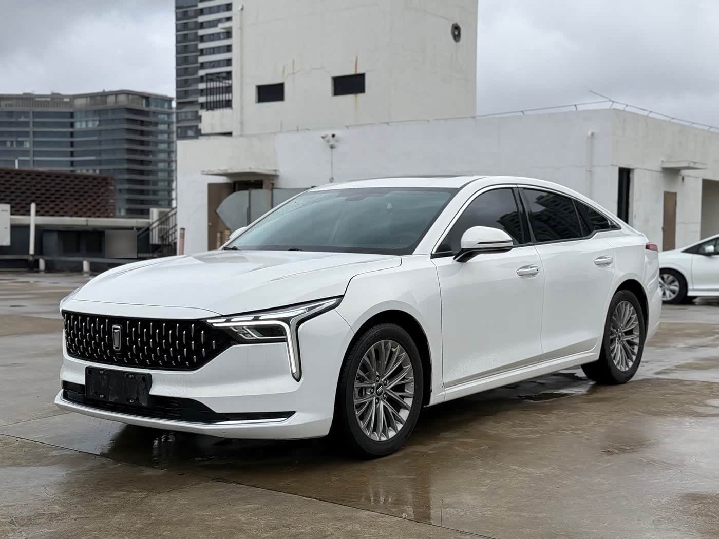 2024 Besturn B70 front exterior