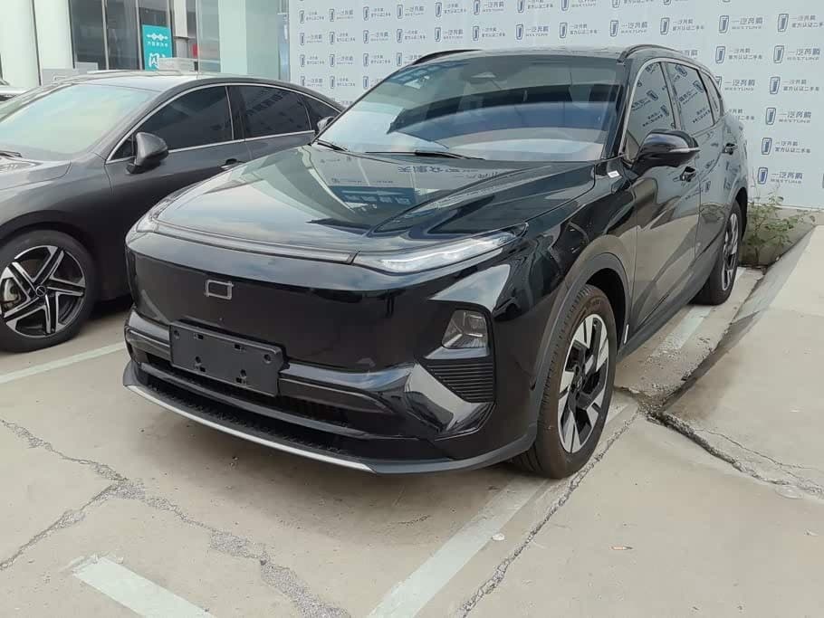 2025 Besturn Yueyi 07 front exterior