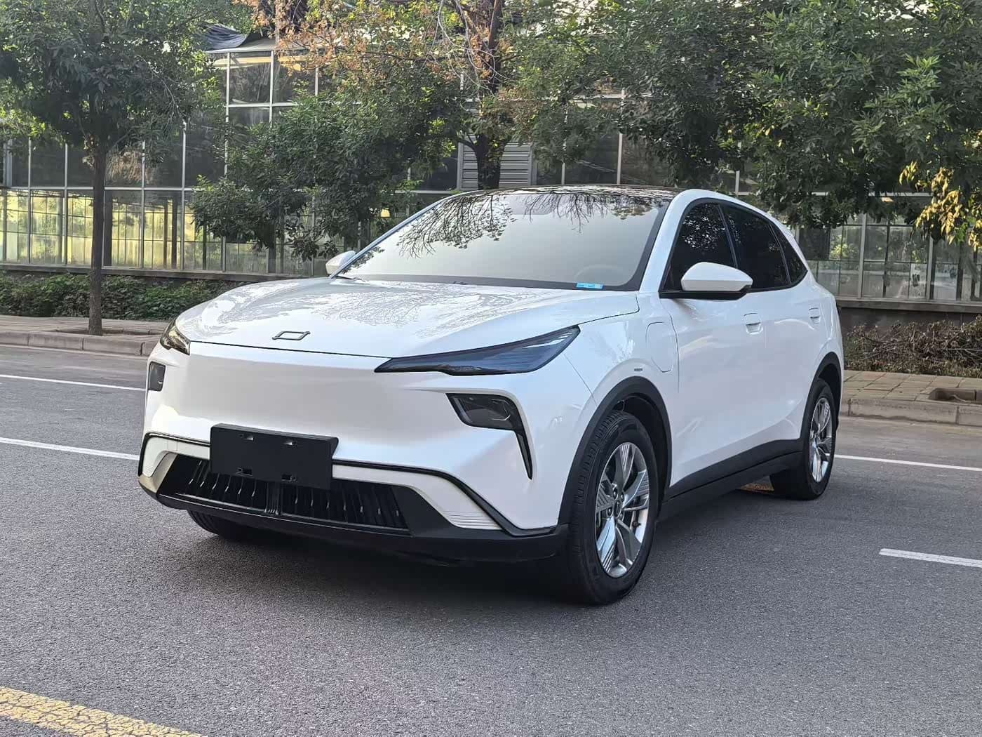 2025 Besturn Yueyi 03