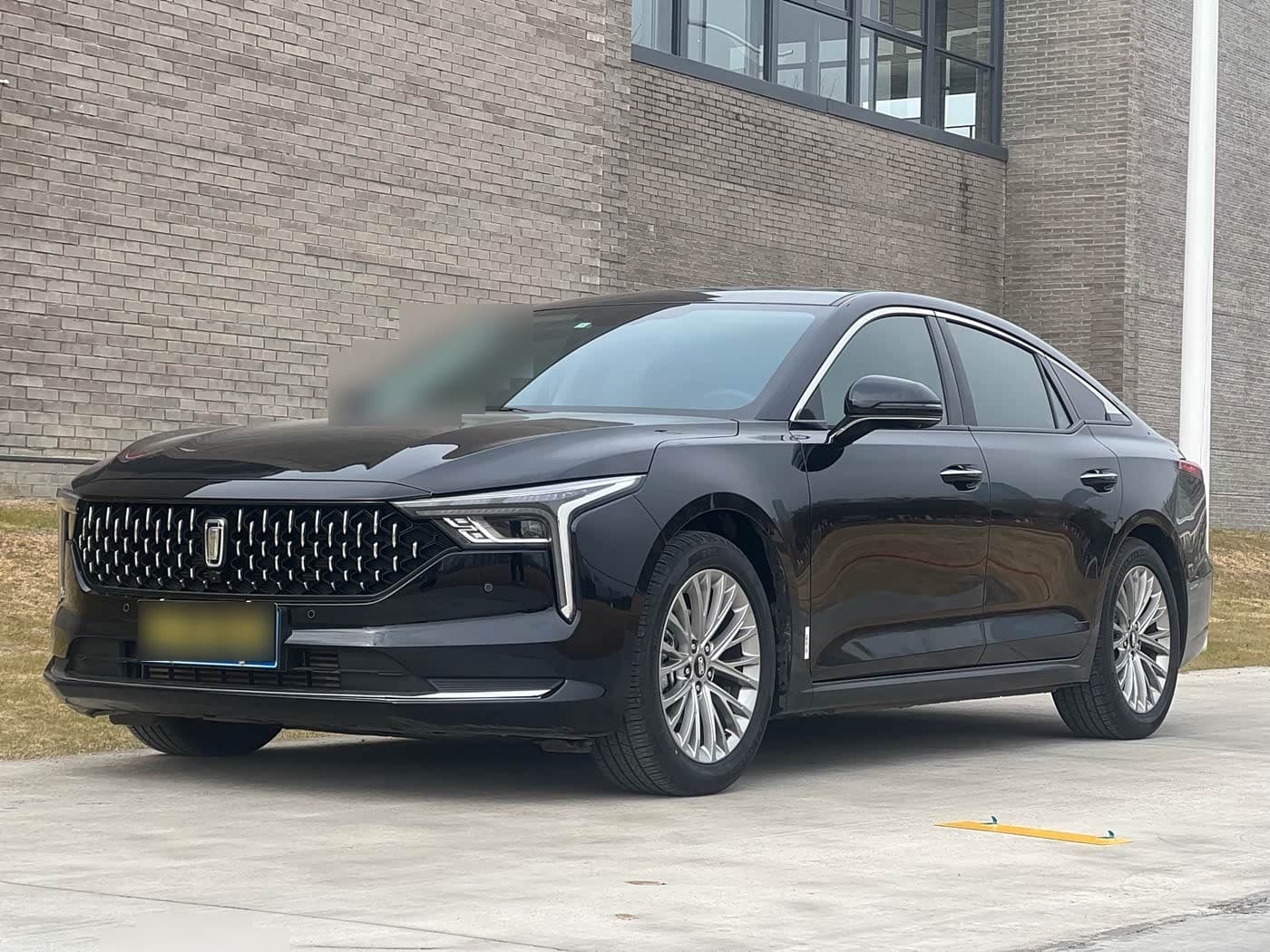 2023 Besturn B70 front exterior