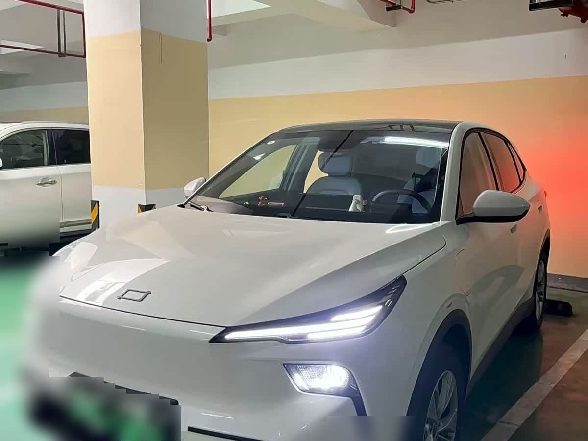 2025 Besturn Yueyi 03