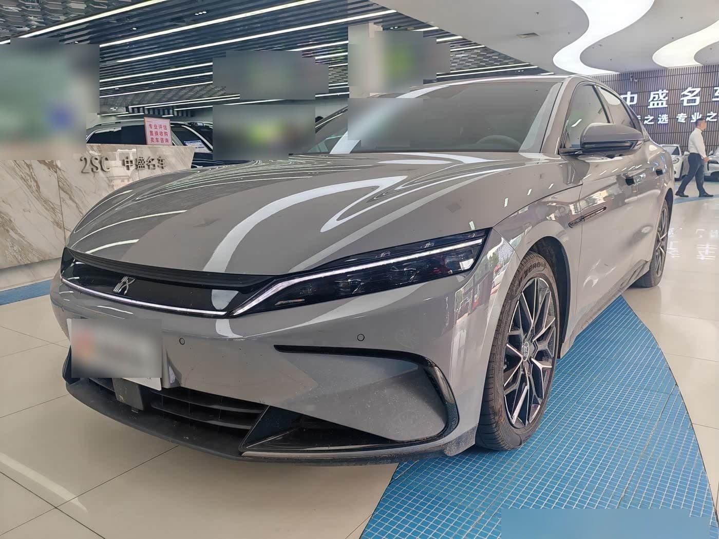2025 BYD Han front exterior