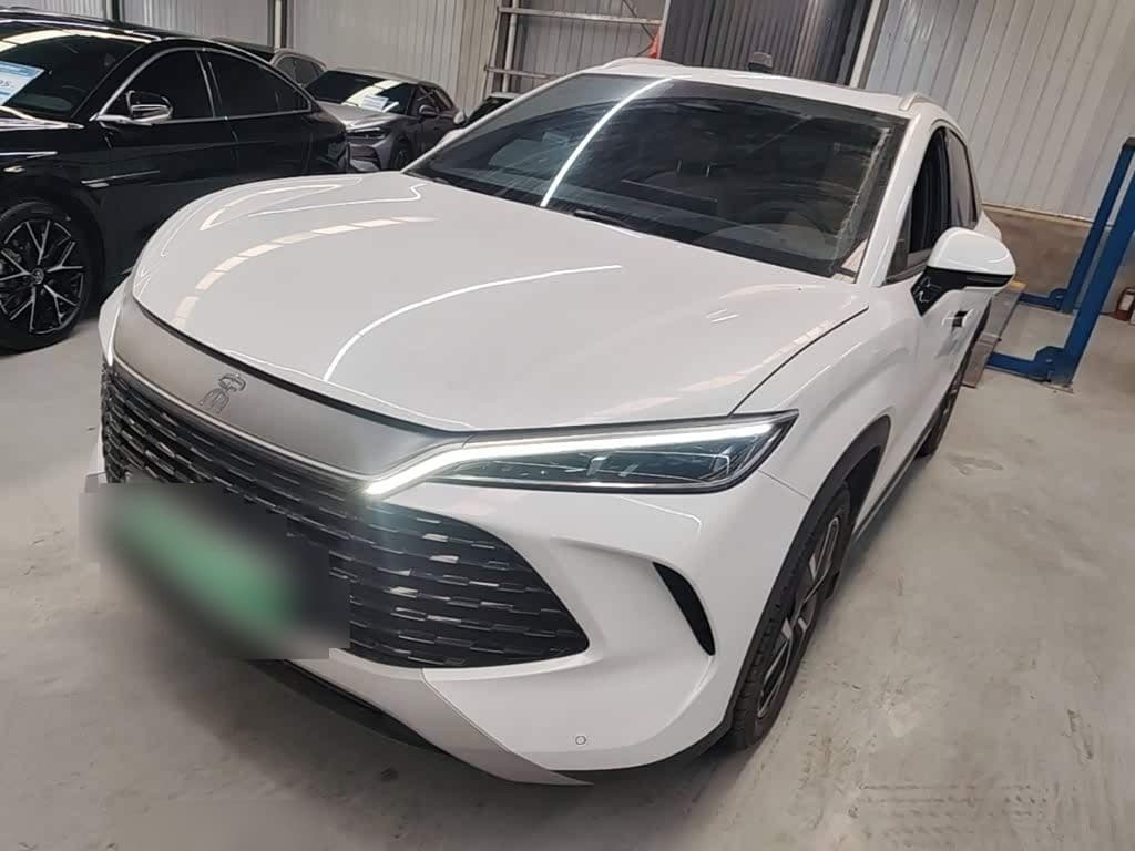 2024 BYD Song L DM-i front exterior