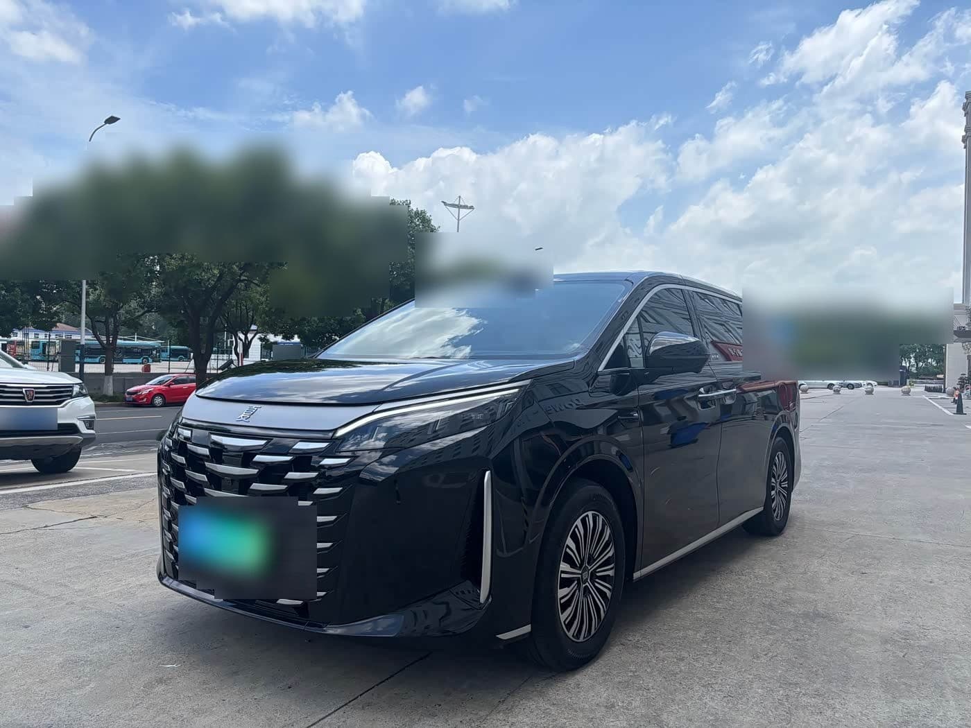 2025 BYD Xia front exterior