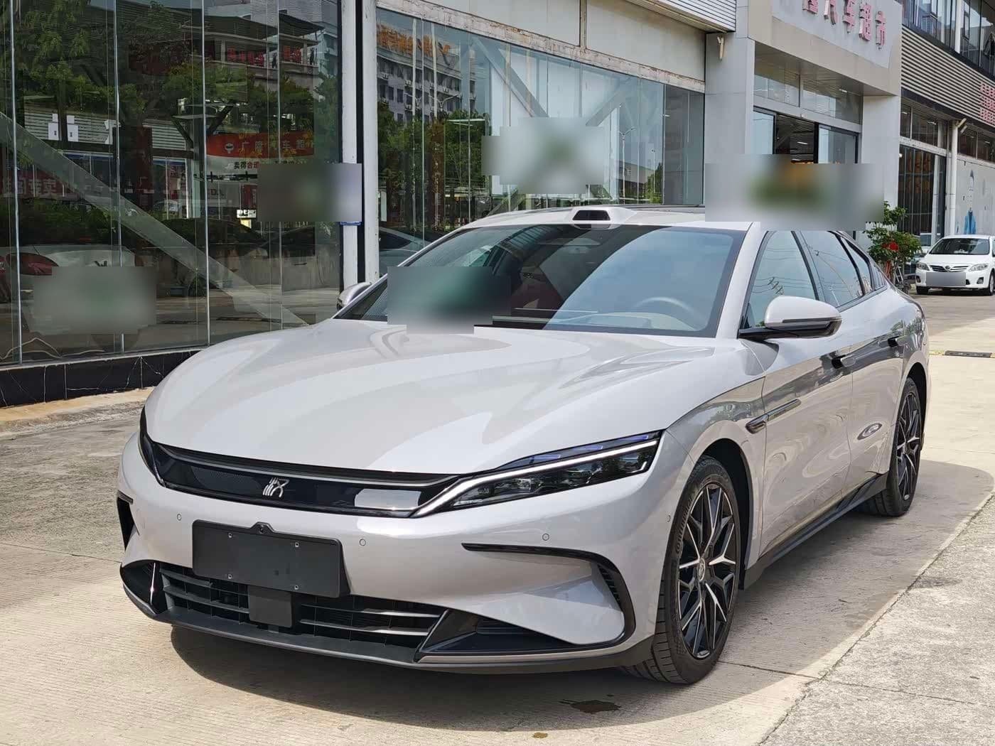 2025 BYD Han front exterior