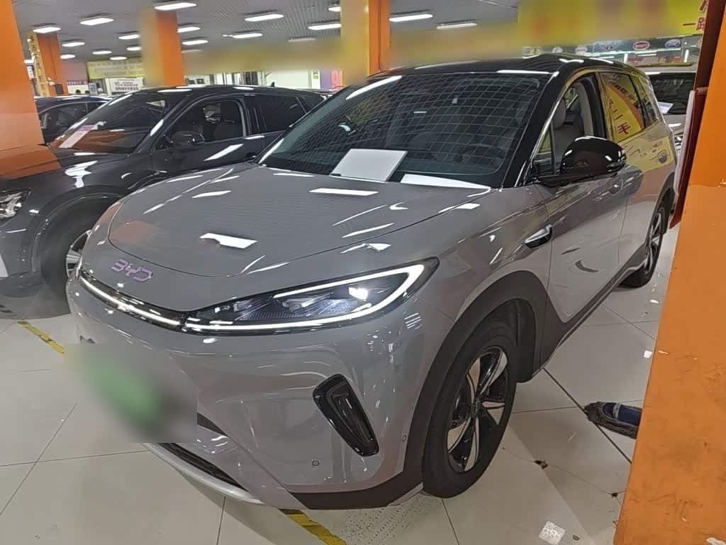 2025 BYD Hai Shi 05 EV front exterior