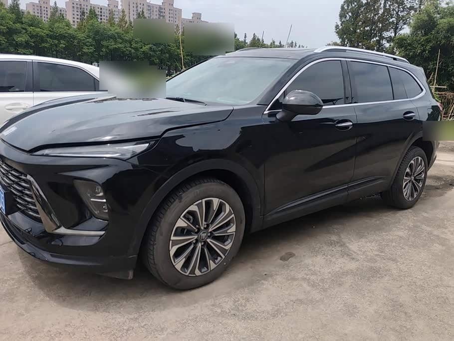 2024 Buick Envision Plus front exterior