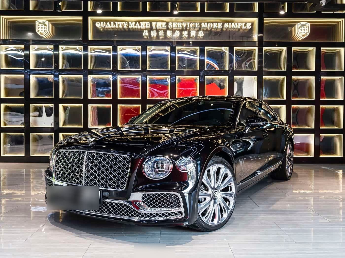 2023 Bentley Flying Spur front exterior