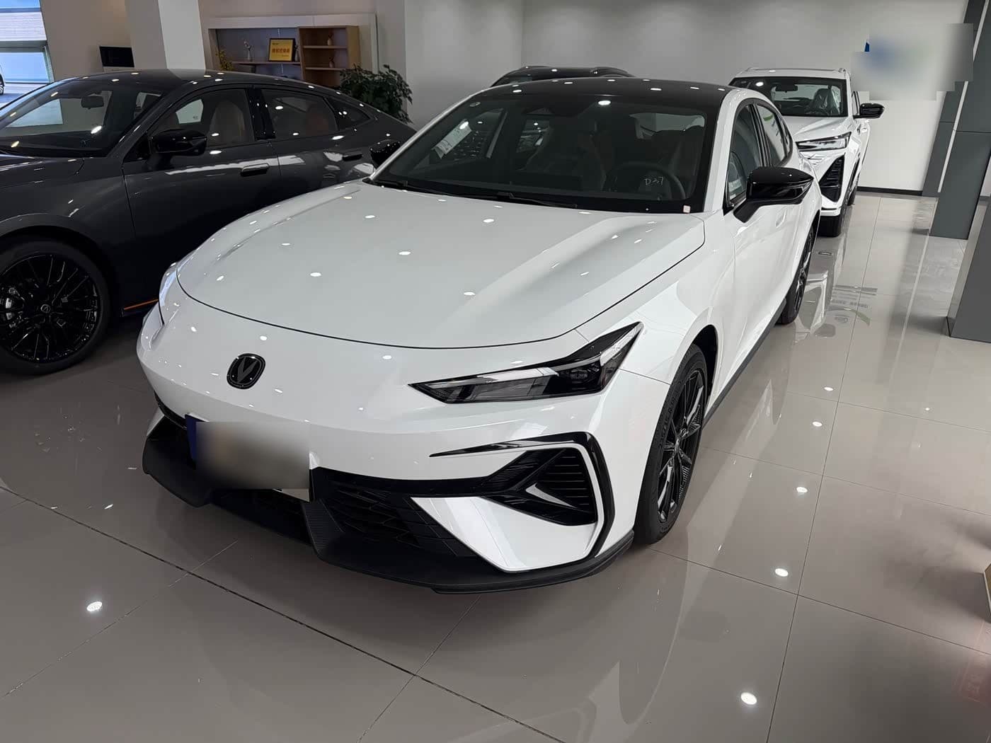 2025 Changan UNI-V front exterior