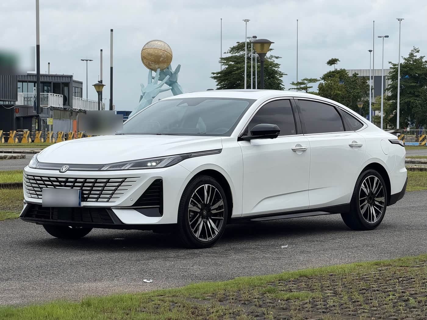 2025 Changan Eado front exterior