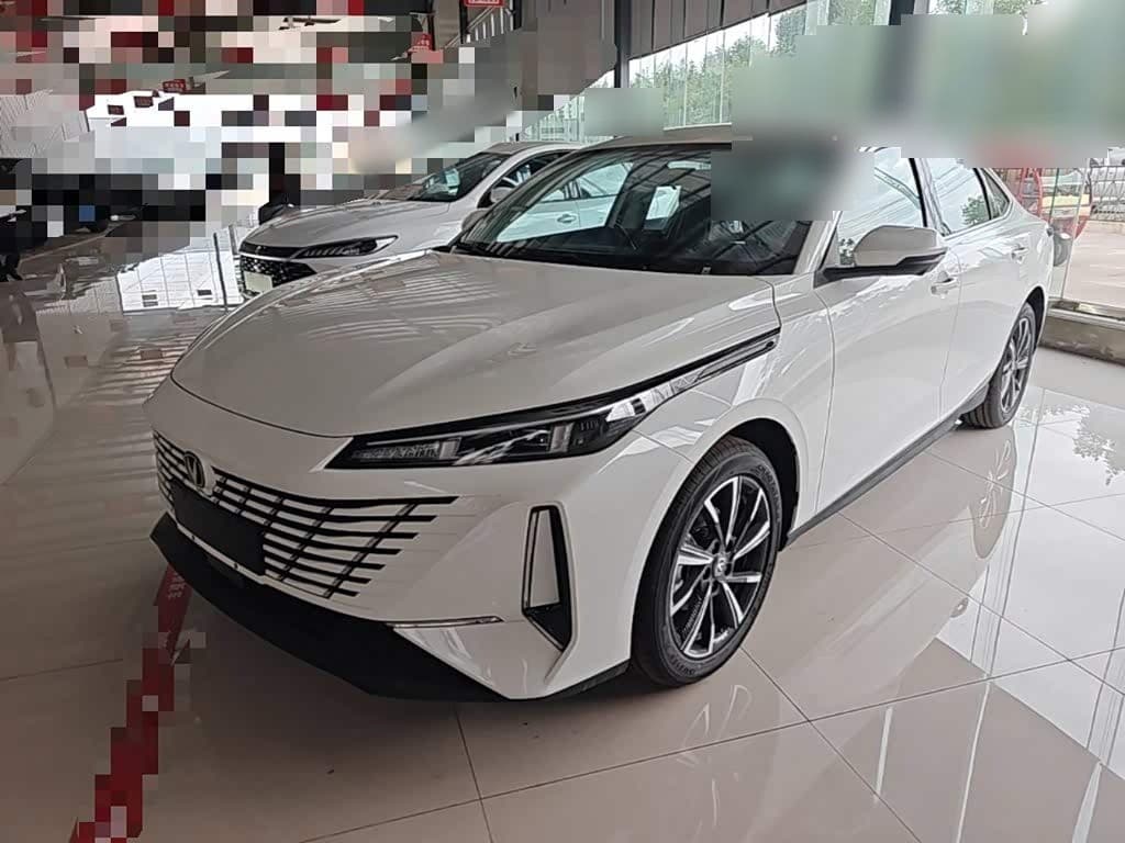 2025 Changan Eado front exterior