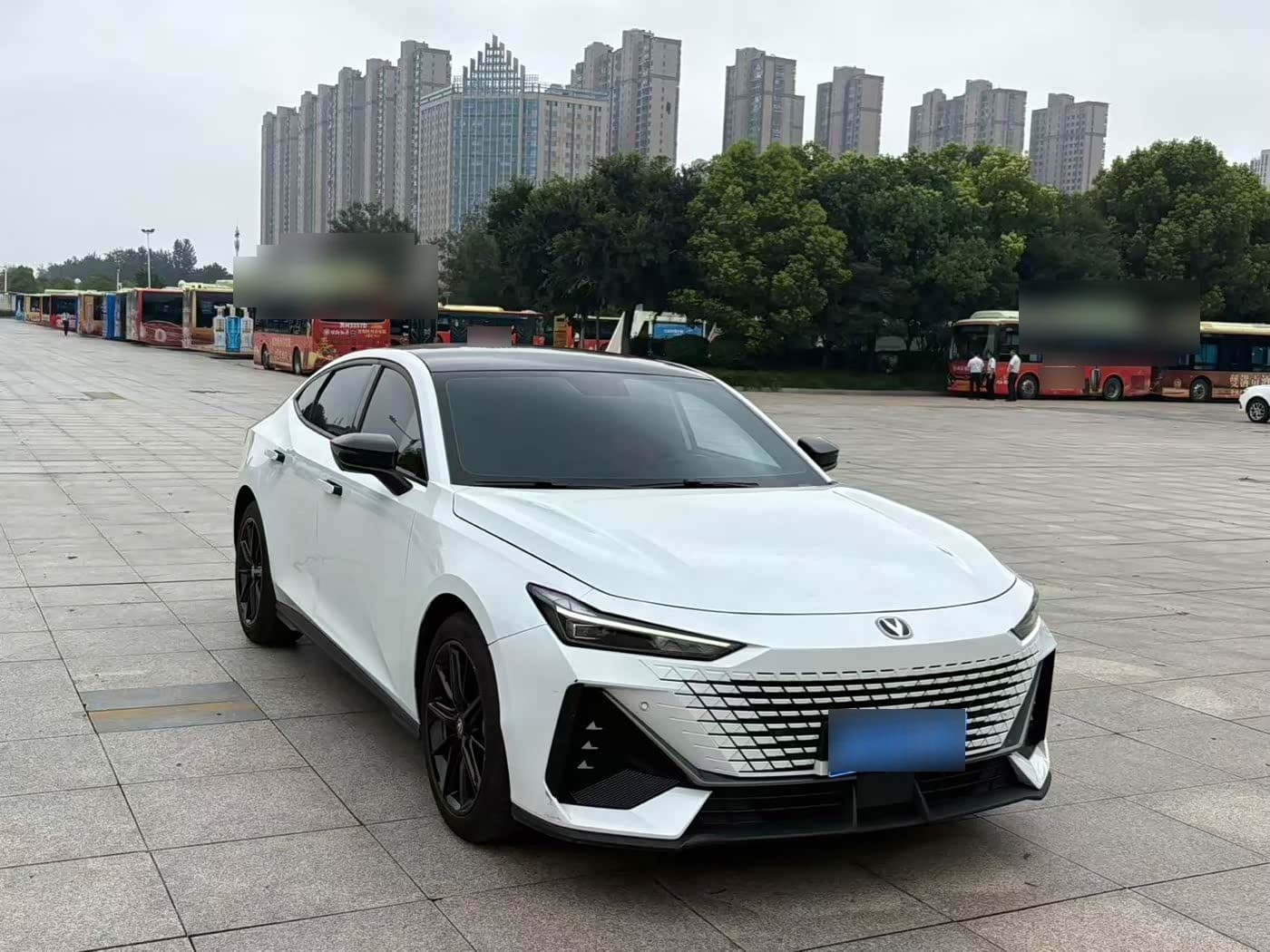 2023 Changan UNI-V front exterior