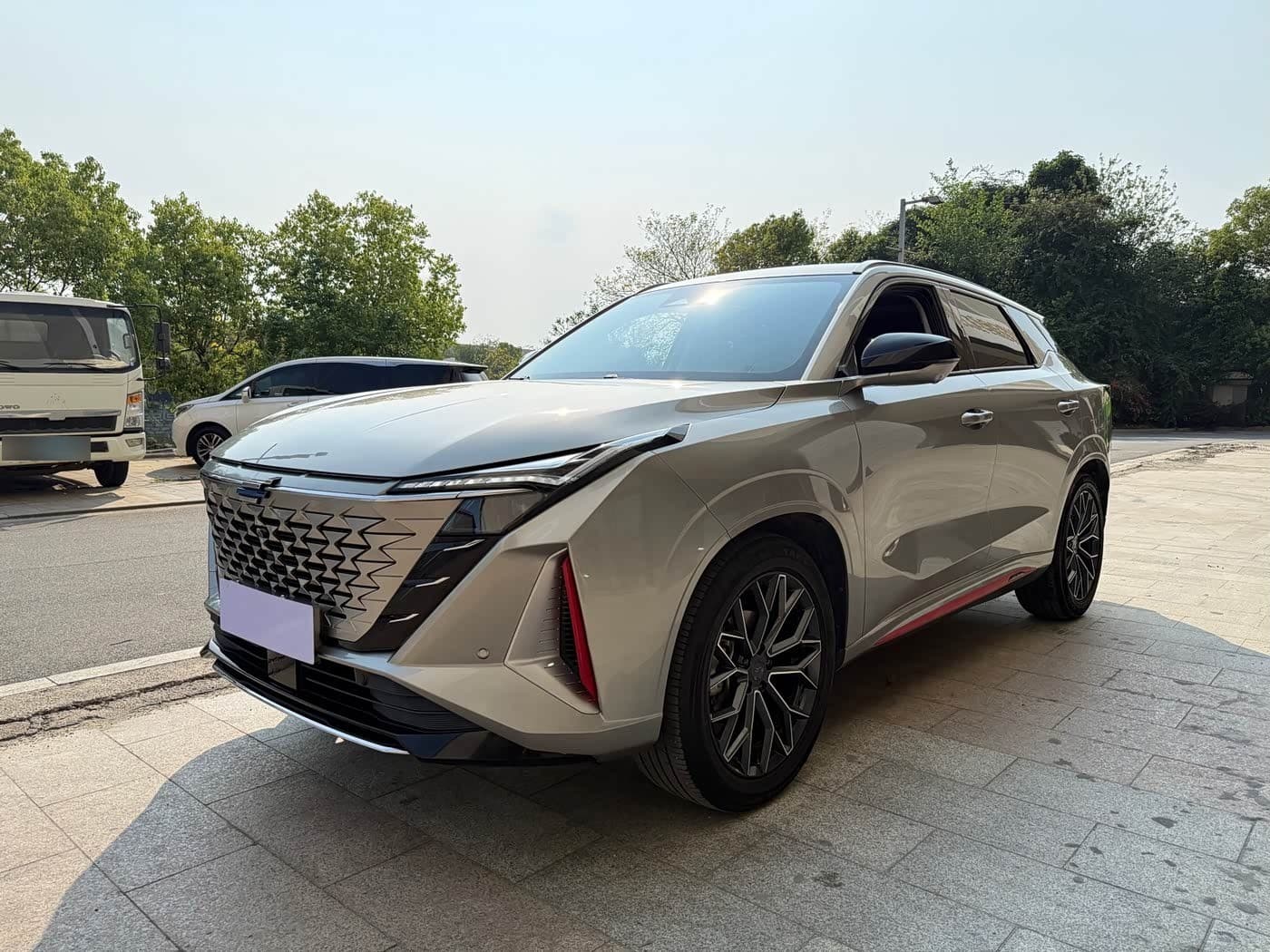 2023 Changan Oshan Z6 front exterior